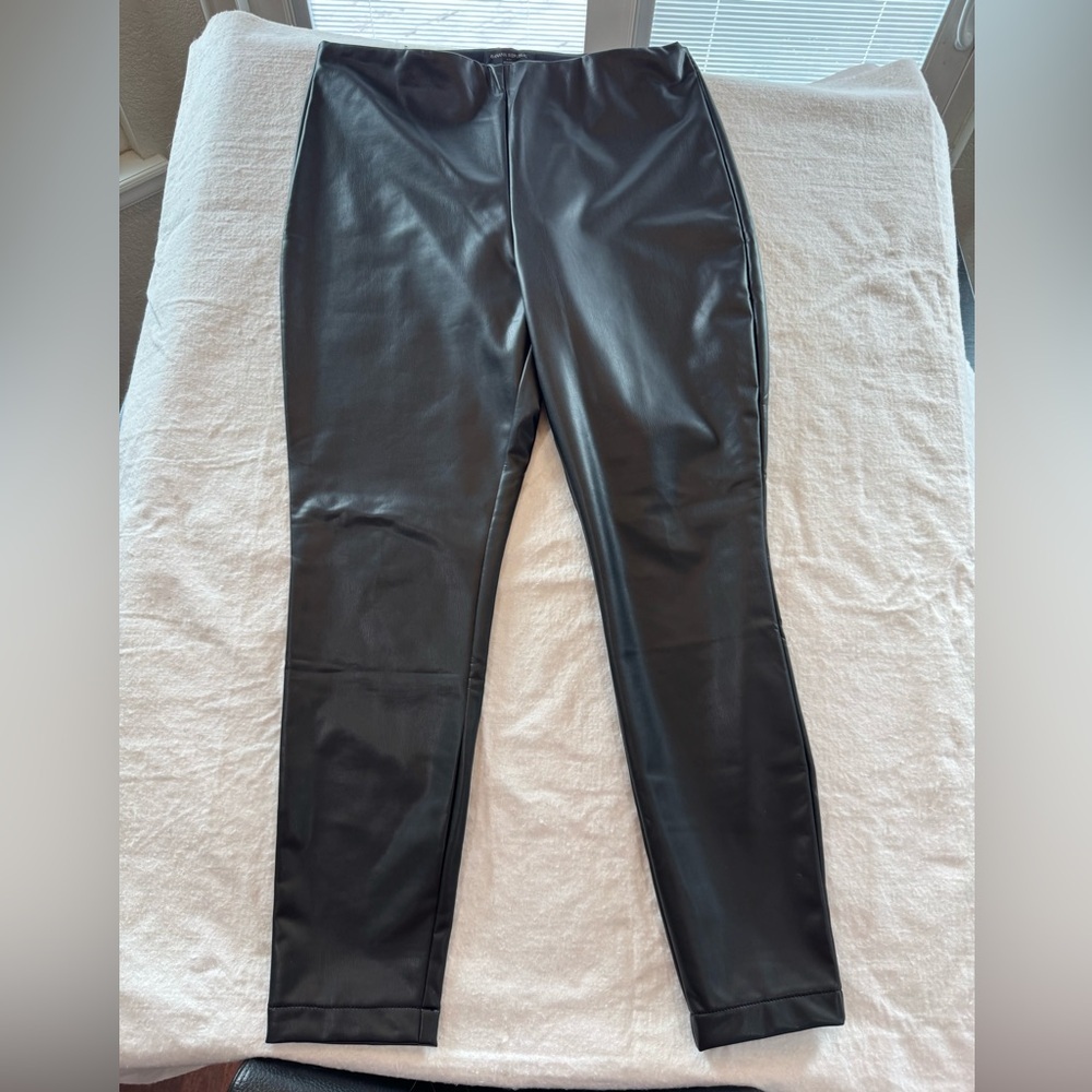 Banana Republic Black Faux Leather Women’s Leggings